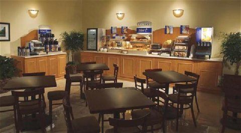 Holiday Inn Express - Cortland By Ihg Εξωτερικό φωτογραφία
